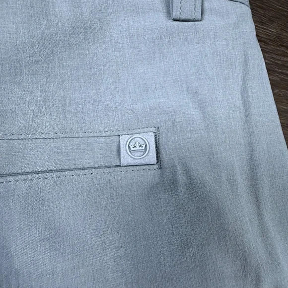 Peter Millar Men's Shackleford Performance Hybrid Shorts NWT Sz 44 Gray Golf - Picture 12 of 16